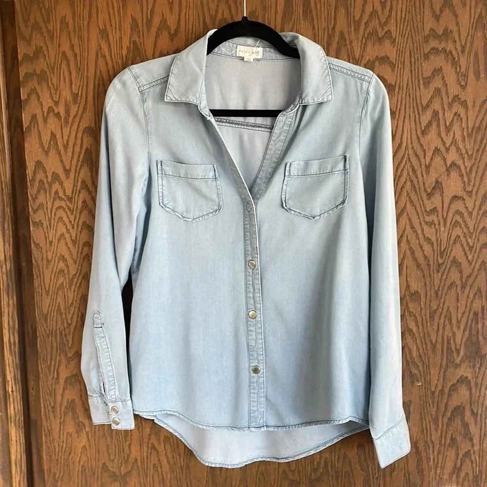 Jean Button up denim top‎ S